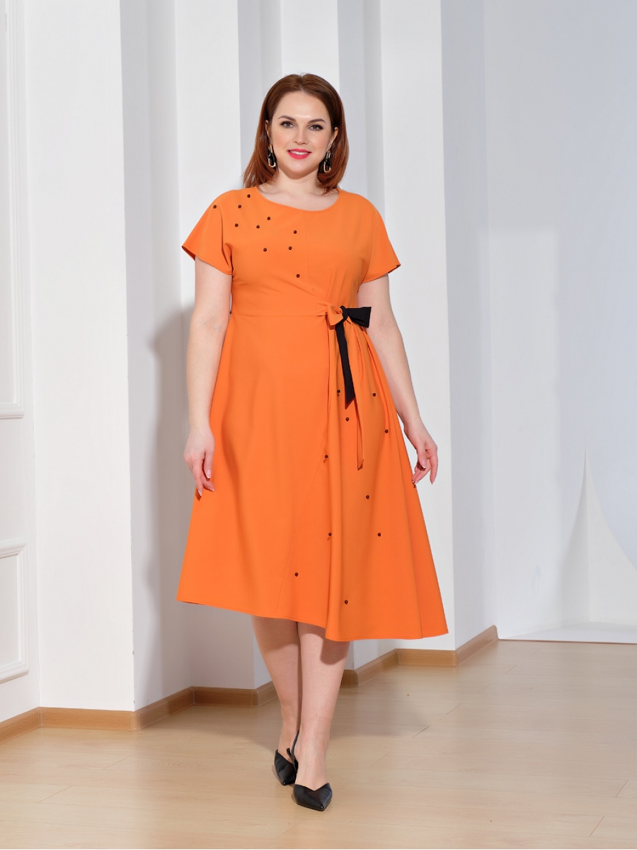 Платье апельсинового цвета